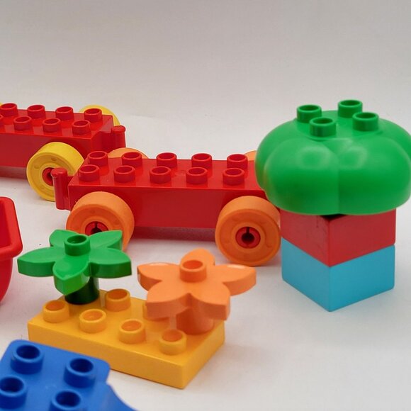 LEGO DUPLO Lot of Mini Figures Animals & Special Pieces - 25 Pc Lot - Picture 7 of 11